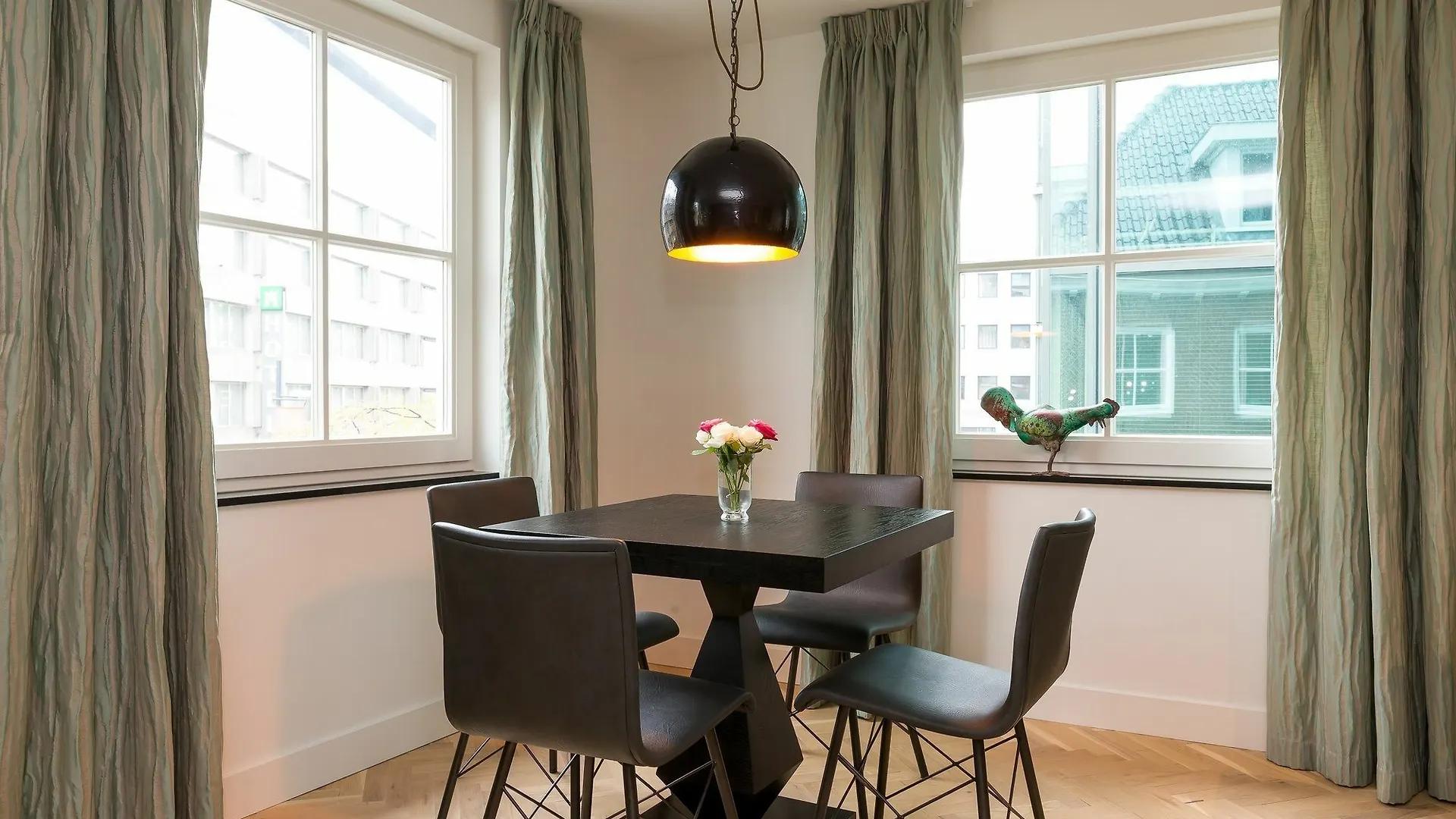 Little Grand Apartment Eindhoven